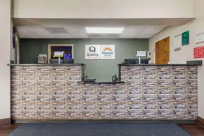 Suburban Studios Orangeburg - Hall