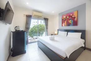 Baan Yuyen Karon Guesthouse - Room