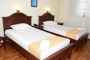 La Siesta Hotel - Room