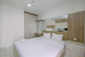Homey And Comfy 2Br Sentul Tower Apartment - Habitación