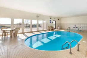 Econo Lodge Pueblo North - Piscine