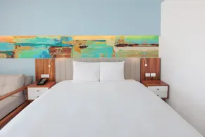 Courtyard by Marriott Mazatlan Beach Resort - Room