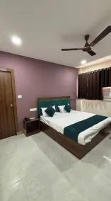Hotel Triyugi - Camera
