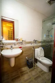 Bắc Ninh Nhà Nghỉ Hồng 68 - 北宁紅68賓館 - Badezimmer