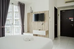 Vibrant And Nice Studio At Casa De Parco Apartment - Room