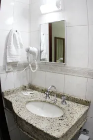 Hotel Veneza - Bathroom