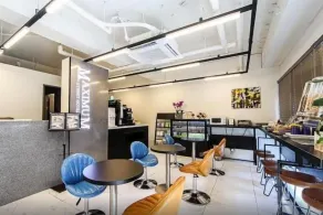 Maximum Hotel - Reception
