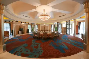 Universal Hotel Urumqi - Restaurant