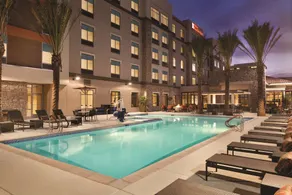 Home2 Suites by Hilton Phoenix Tempe, University Research Park - Piscine