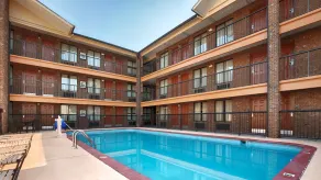 Baymont by Wyndham Goodlettsville Nashville - Piscine
