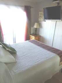 Hilltop Tavern and Inn - Chambre