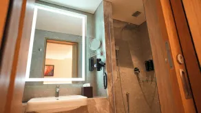 Transit by Encalm - Nap and Shower - Bathroom