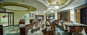 Club Mahindra White Meadows Manali - Restaurant