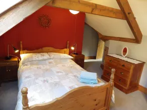 Ryvington Apartments - Room