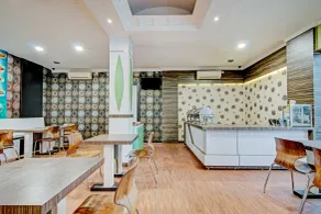 OYO 90697 Hotel Wisata - Restaurante