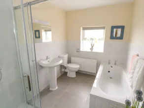 22 Town Place - Bathroom