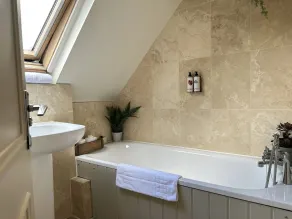 The White Horse - Bathroom