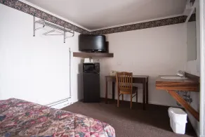 Rosemount Motel - Room