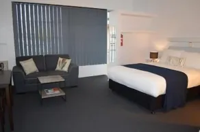 Penguin Seaside Motel - Zimmer