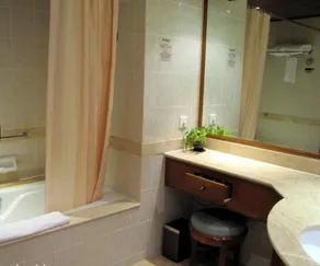 Dorsett Grand Labuan - Badezimmer