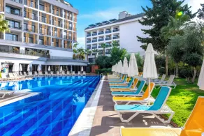 The Raga Side Ultra All Inclusive - Pool