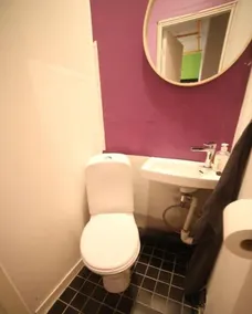 Tromso Activities Hostel - Bathroom