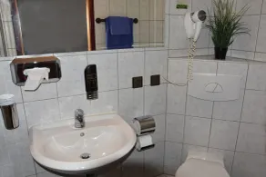 Messehotel Daucher A9 Autobahn 24h Self-Check-in - Salle de bain