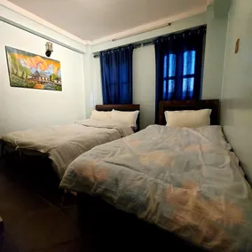 Luniva Restaurant And Guest House - Room