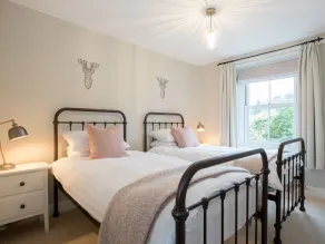 Stag Cottage - Room