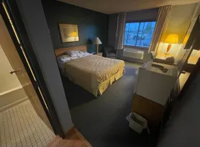 The Belgium Inn & Suites - Værelse