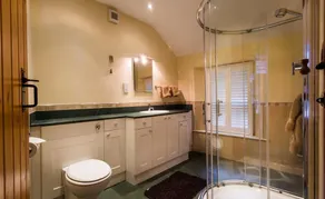 Dove Holme Cottage - Baño
