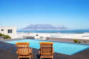 Infinity Holiday Apartments - Pool