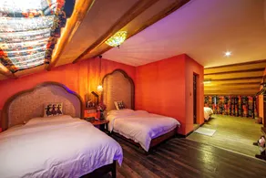 Zhangjiajie Highlights Guesthouse - Room