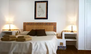 Granada Apartments Ibiza - Room