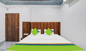 Treebo Hotel Rk Inn, Railway Station - Chambre