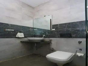 Amora Rooms Dwarka - Baño