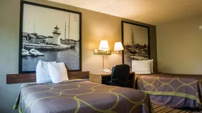 Super 8 by Wyndham Groton - Chambre