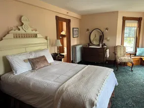 Meredith Inn - Rum