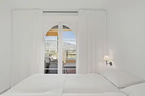 Señorío de Aloha Apartahotel - Room