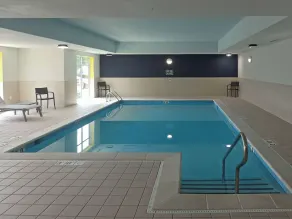 Comfort Inn & Suites Hampton near Coliseum - Piscine