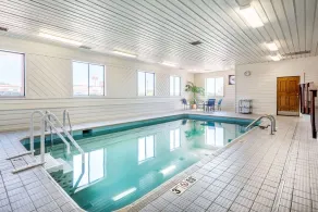 Quality Inn Pueblo North - Piscine