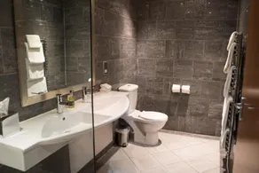 The Cawdor - Bathroom