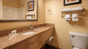 Best Western Plus Pontoon Beach - Salle de bain