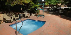 2 Bedroom Condo in Lionshead Village - Walk to Slopes, Onsite Pool - Pool