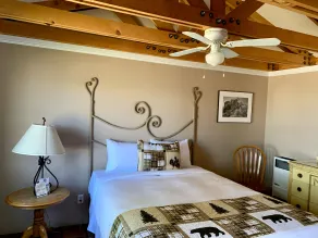Tioga Lodge At Mono Lake - Værelse