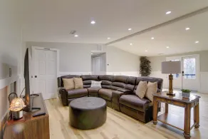 Mountain Retreat in Commerce w/ Billiards + Darts - Interiör
