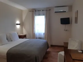 Hôtel Des Roches Les Eyzies De Tayac - Chambre