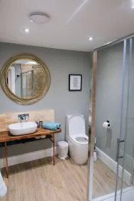 The Royal George - Baño