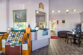 Econo Lodge Little Creek - Hall