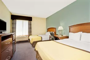 Baymont by Wyndham Wahpeton - Room